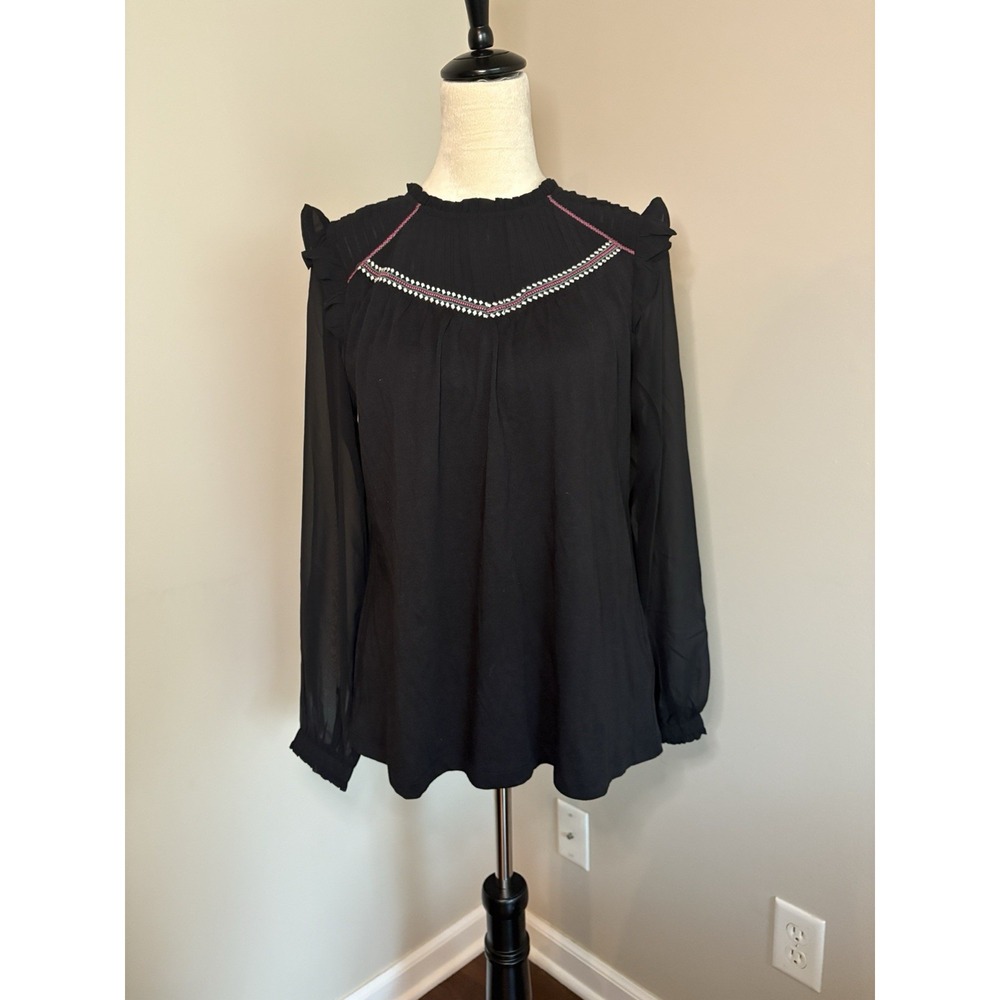 FatFace Black Embroidered Boho Blouse 6 EUC Ruffle Shoulder Pintuck Peasant Top